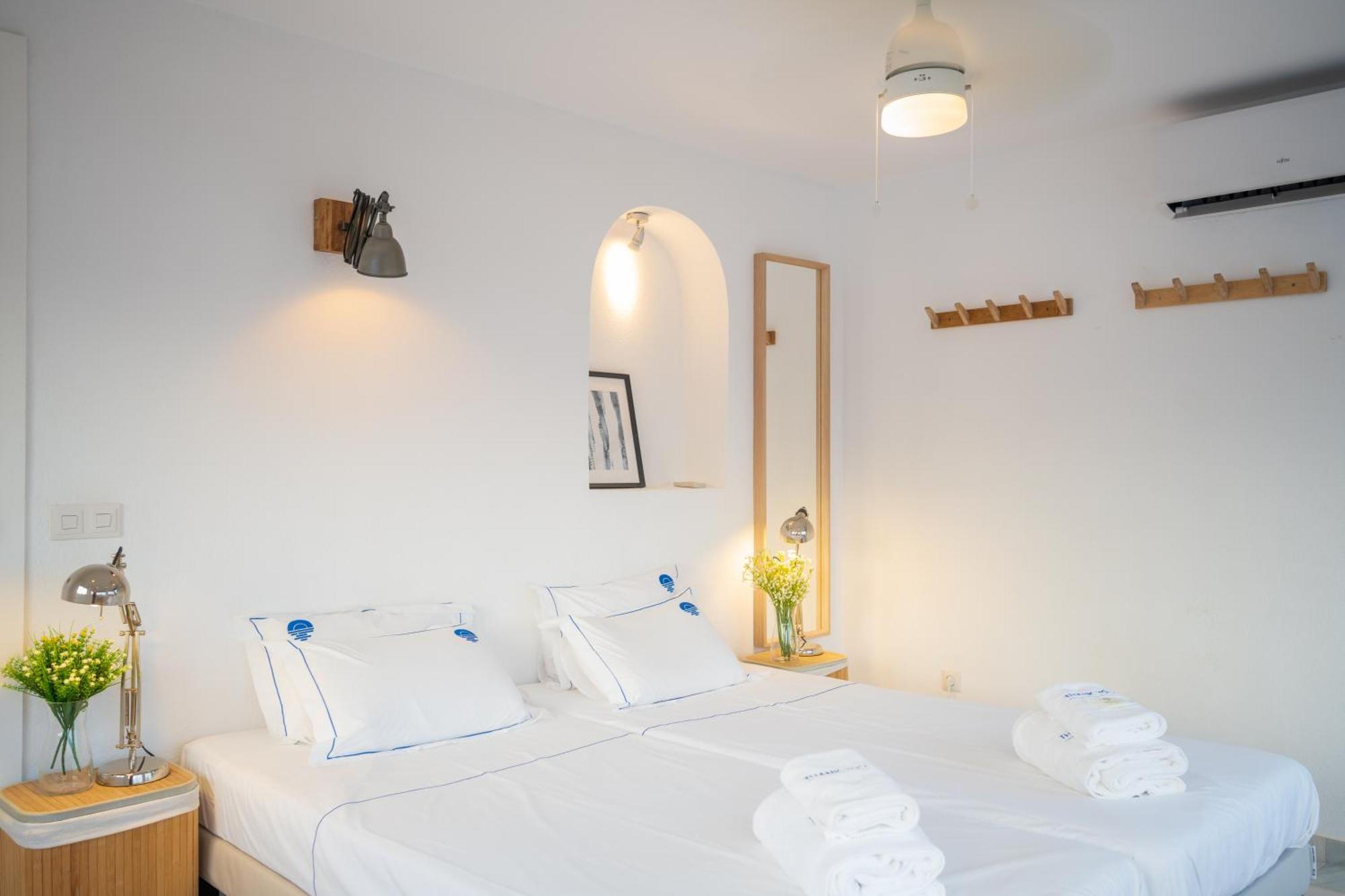 Typical Beach House Las Chapas Playa With Heated Pool Марбеля Екстериор снимка