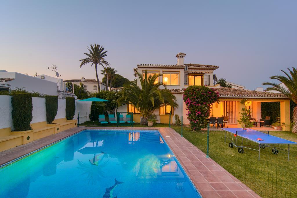 Typical Beach House Las Chapas Playa With Heated Pool Марбеля Екстериор снимка